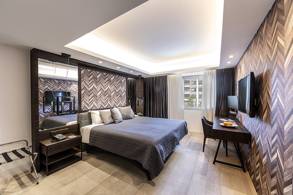Deluxe King Suite